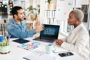 SEO Manahawkin professional meeting with client